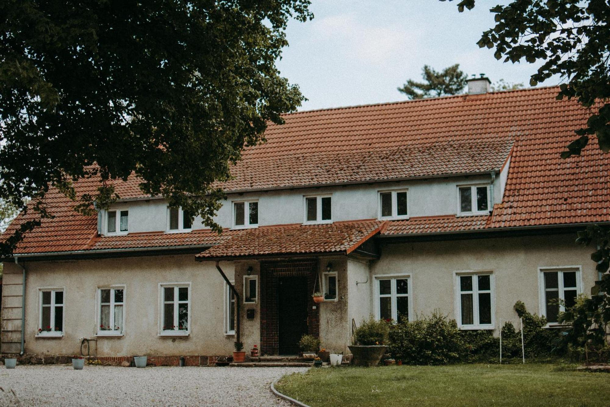 Folwark Stara Kuznia Hotel Milki Exterior photo